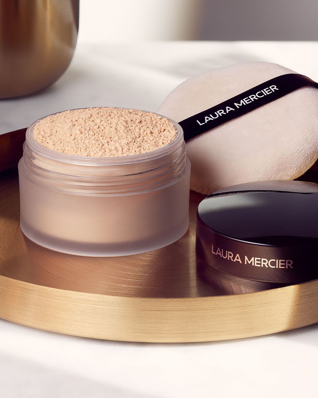 Laura Mercier powder cover