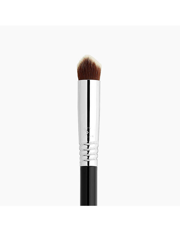 Sigma Beauty 3dhd preicion brush