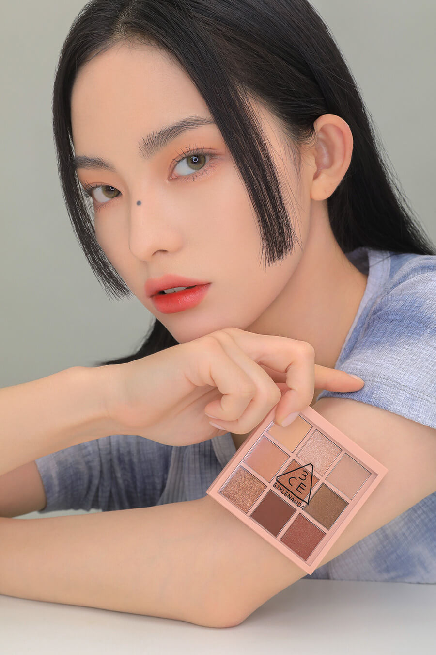 韓國 3CE Multi Eye Color Palette 9色眼影盤 #Overtake