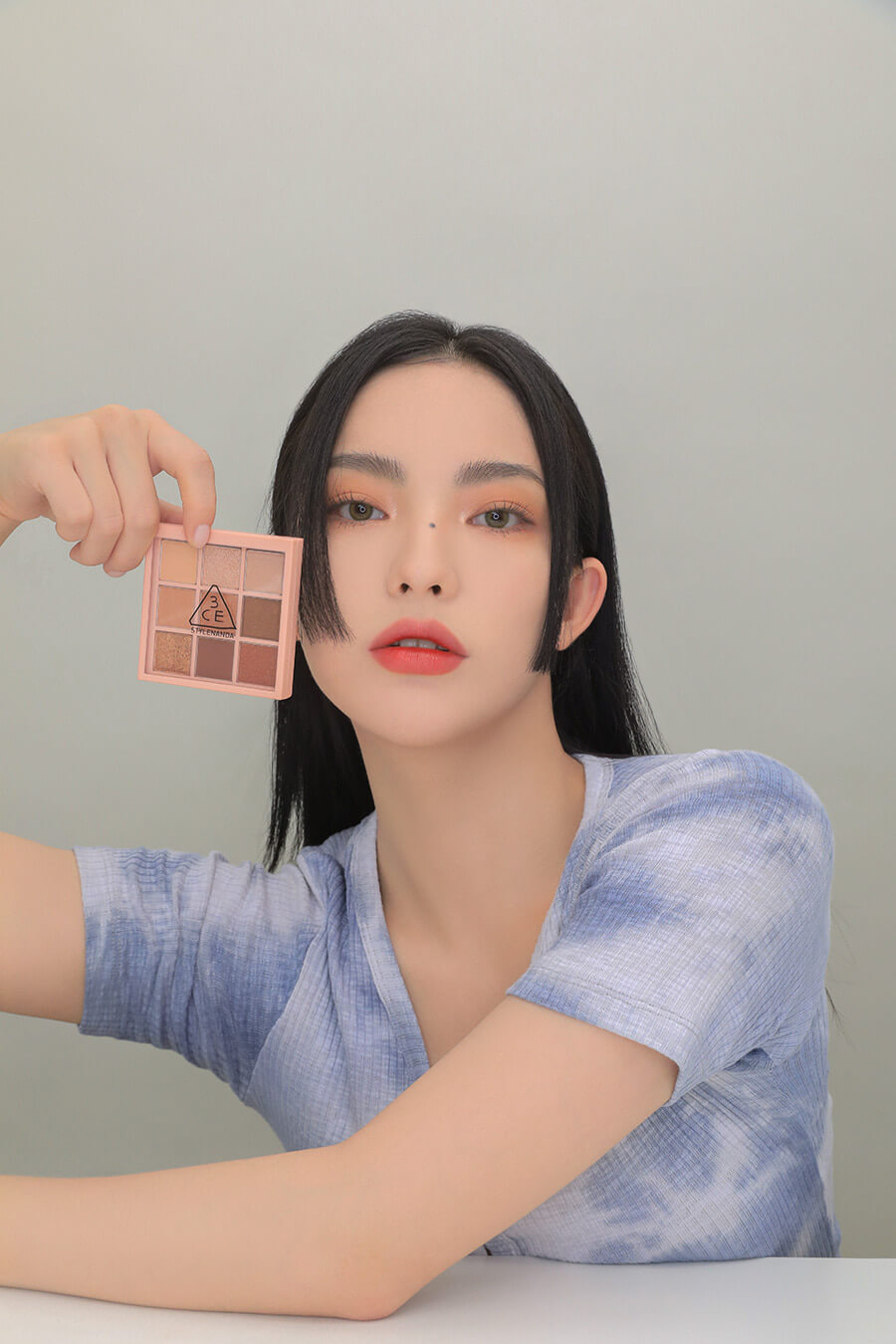 韓國 3CE Multi Eye Color Palette 9色眼影盤 #Overtake