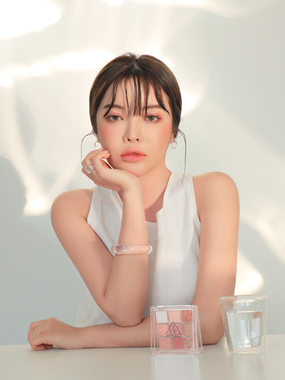 韓國 3CE Multi Eye Color Palette 9色爆閃花火眼影盤 #Delightful