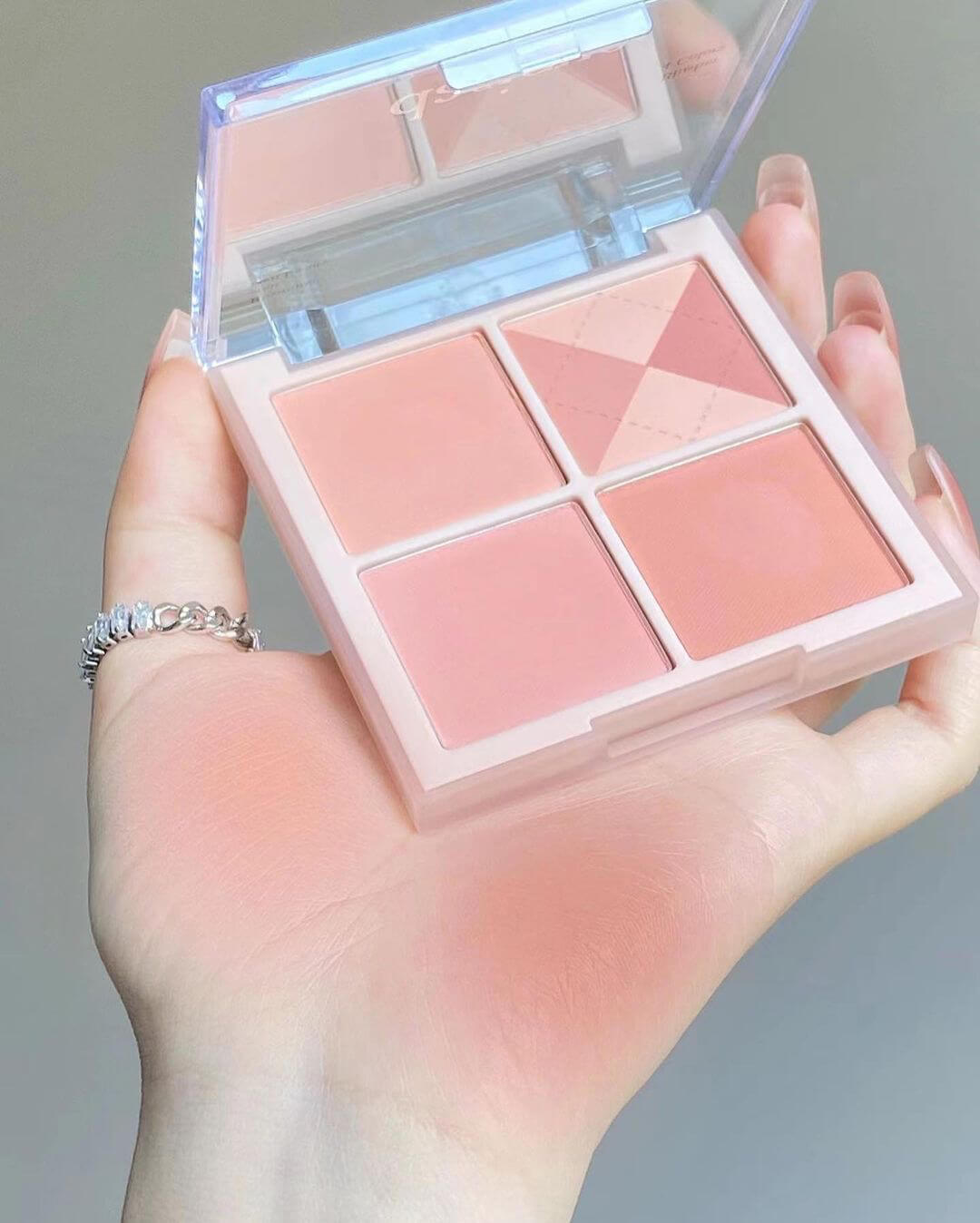 🧶秋季針織系列 / dasique Blending Mood Cheek 04 Beige Knit 4色全啞光胭脂盤 香港化妝護膚品