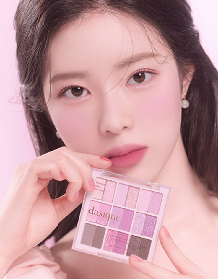 韓國 dasique Shadow Palette 18色冷調草莓奶昔眼影盤 #18 Berry Smoothie