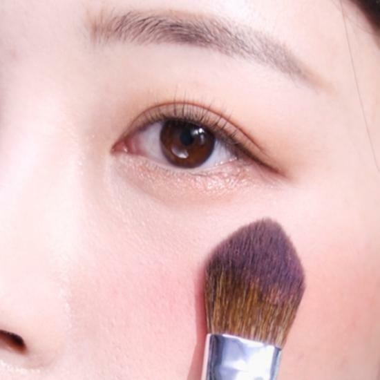 韓國 Fillimilli Point Blush Brush #885 重點胭脂掃