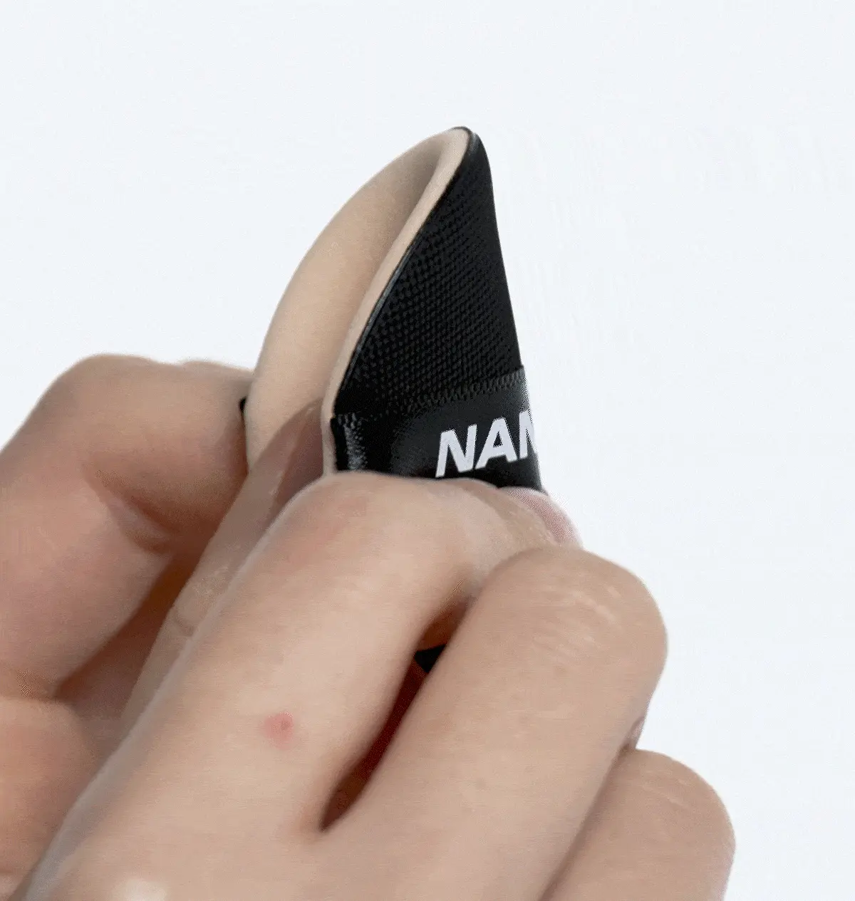 韓國 Naming. Layered Fit Cushion SPF50+ PA+++ 持久清透柔光氣墊粉底 - 4色選擇