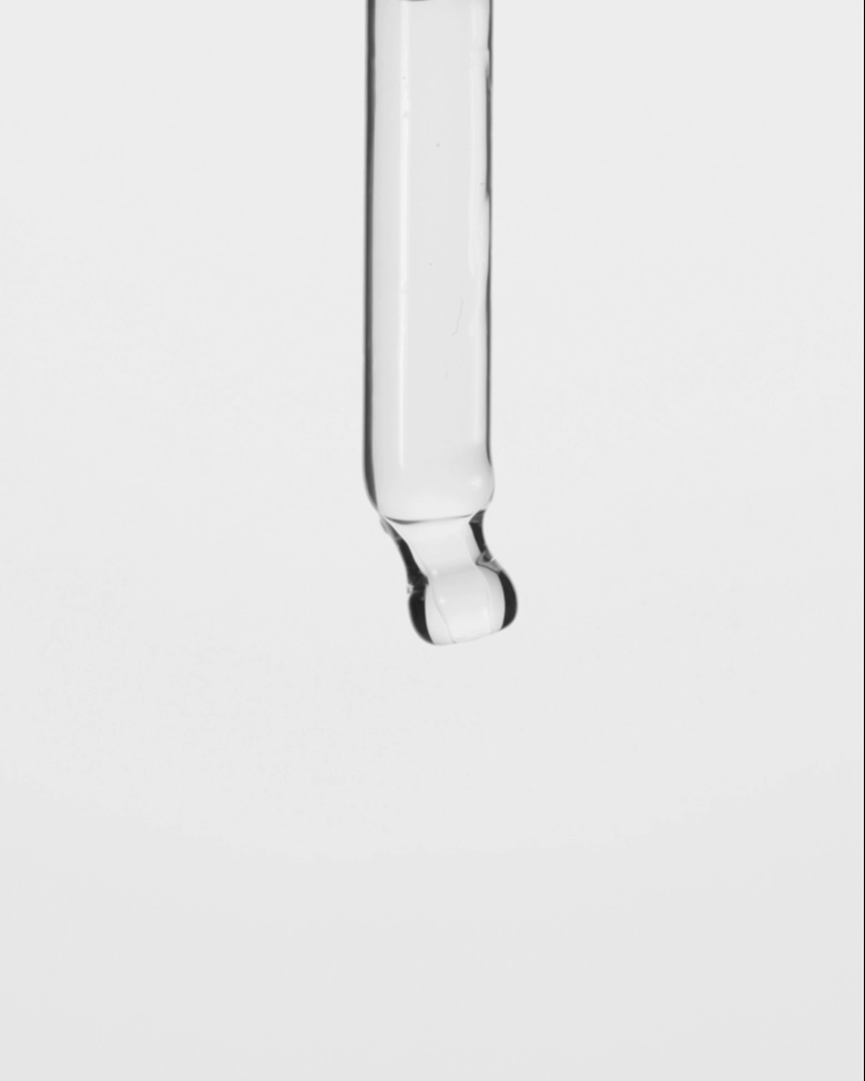 \New! 全新3天精華高效精華/ 油痘粗糙肌~韓國 Bring Green Zinc Teca 1.2% Blemish Serum 高效能積雪草維B3收毛孔提亮淡痘印精華 - 25ml