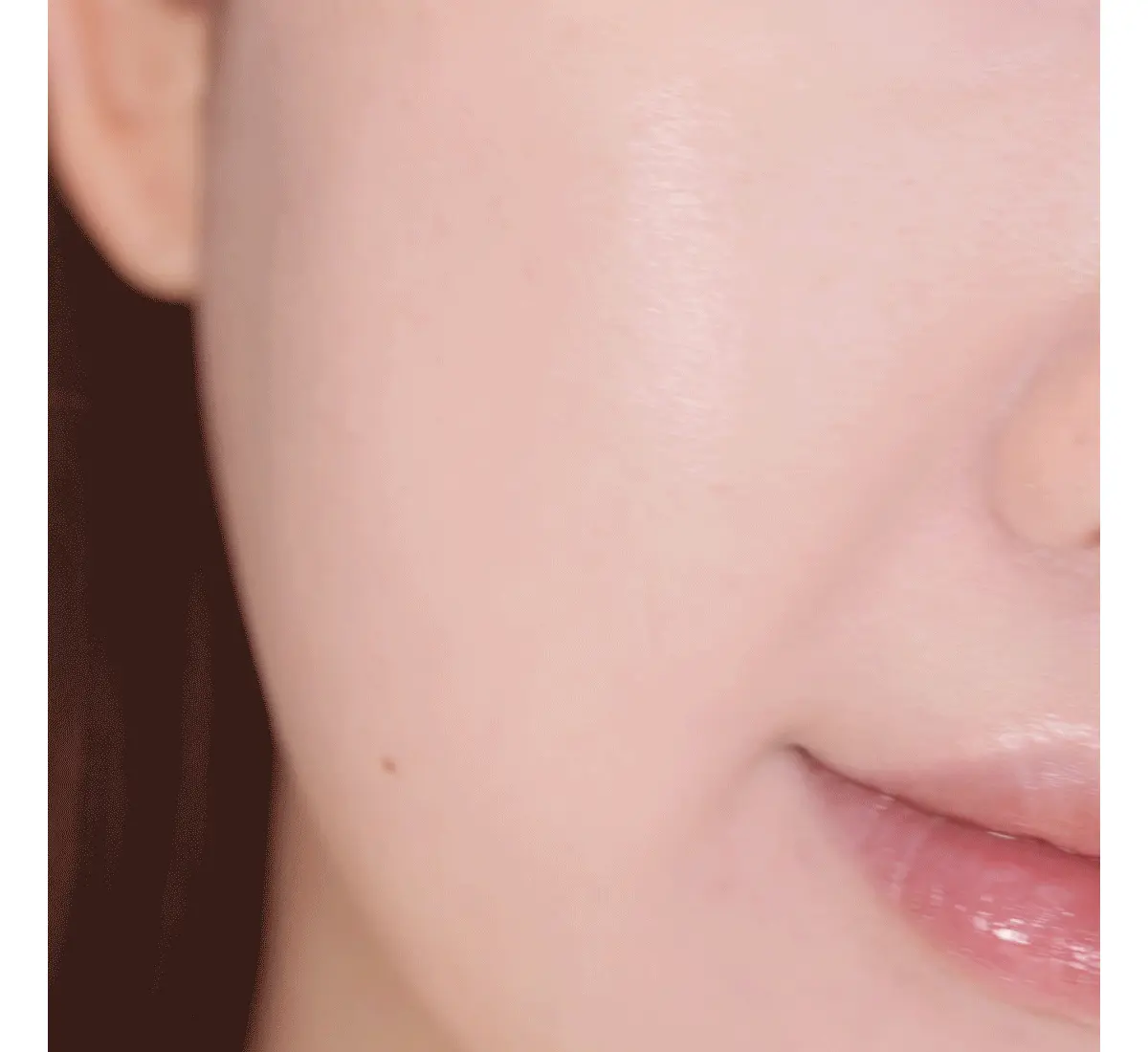 韓國 AMUSE  X 張員瑛 Dew Wear Foundation SPF 50+ PA++++ 水潤水光肌70%精華純素粉底液 - 4色選擇