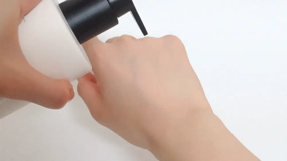 超溫和卸妝清黑頭~ 韓國 HeveBlue Black Yuja Bean Milk Cleanser 天然黑豆青柚豆奶溫和保濕卸妝潔面乳 - 300ml