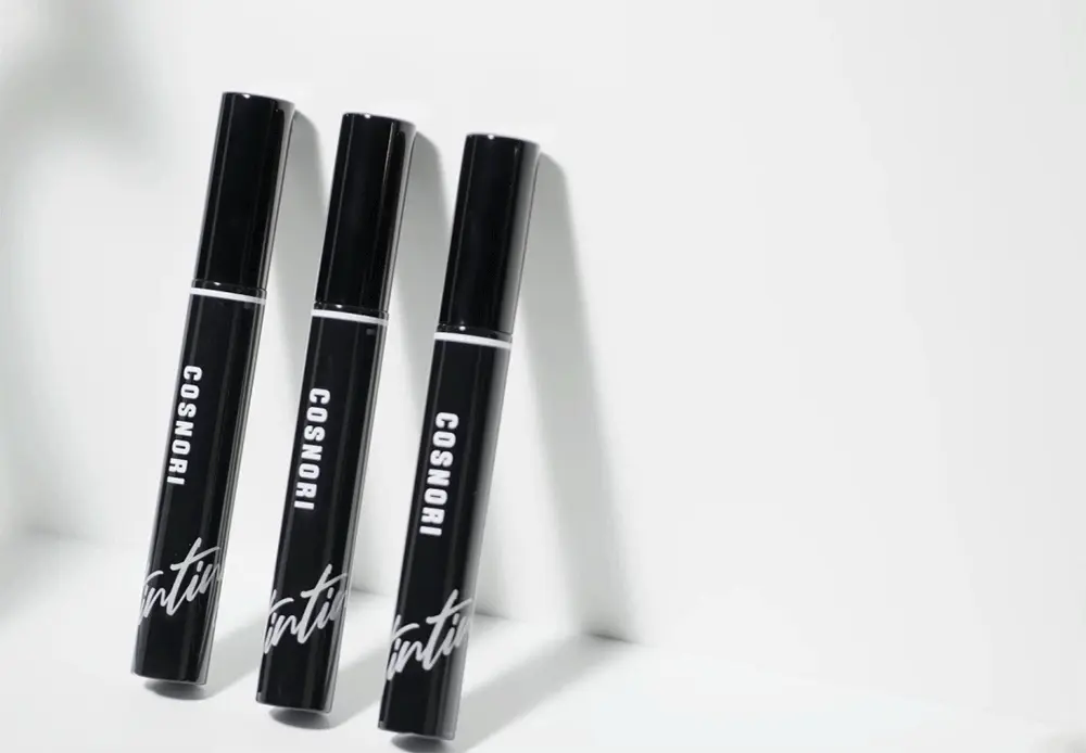 增長精華+睫毛膏妝效2 in 1【韓國No.1】 Cosnori Eyelash Tinting Serum 純素長效纖長活性肽黑色睫毛膏X增長精華液2合一 - 01 Deep Black