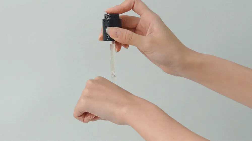 做好保濕防甩妝~韓國 HeveBlue Black Yuja Bean Skin Booster Serum天然黑豆青柚強效深層保濕精華