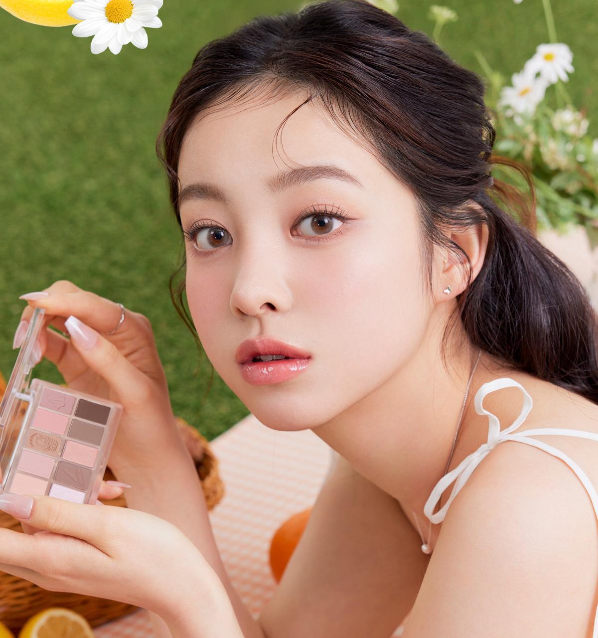 🧡Picnic 野餐系列 韓國 mude Shawl Moment Eyeshadow Palette 十色眼影盤 #07 Picnic Time 柔和淡粉珊瑚