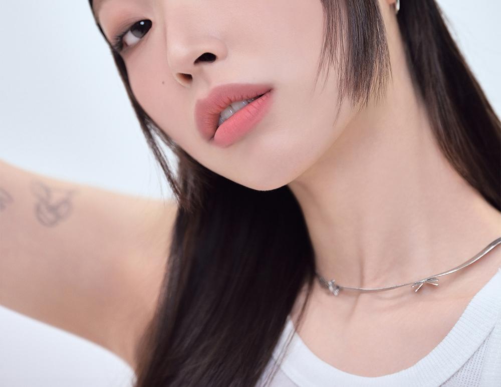 一劃P走毛孔~韓國 About Tone Blur Lasting Stick Primer 柔焦霧化毛孔持久妝前棒