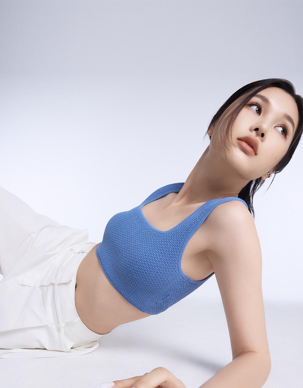 GlowPick得奬上榜~韓國 About Tone The Blur Finish Power 柔焦霧面定妝碎粉