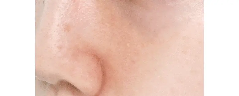 打造平滑乾淨底妝~化妝師聯名研發!FilliMilli S 系列 Smooth Skin Filter Foundation Brush 3角形美肌濾鏡粉底掃#827