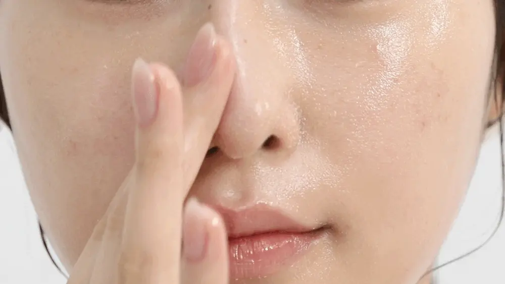 卸妝同時清黑頭～韓國 HEVEBLUE Salmon Caring Centella Llight Cleansing Oil 三文魚子PDRN積雪草輕盈清黑頭卸妝油 - 250ml