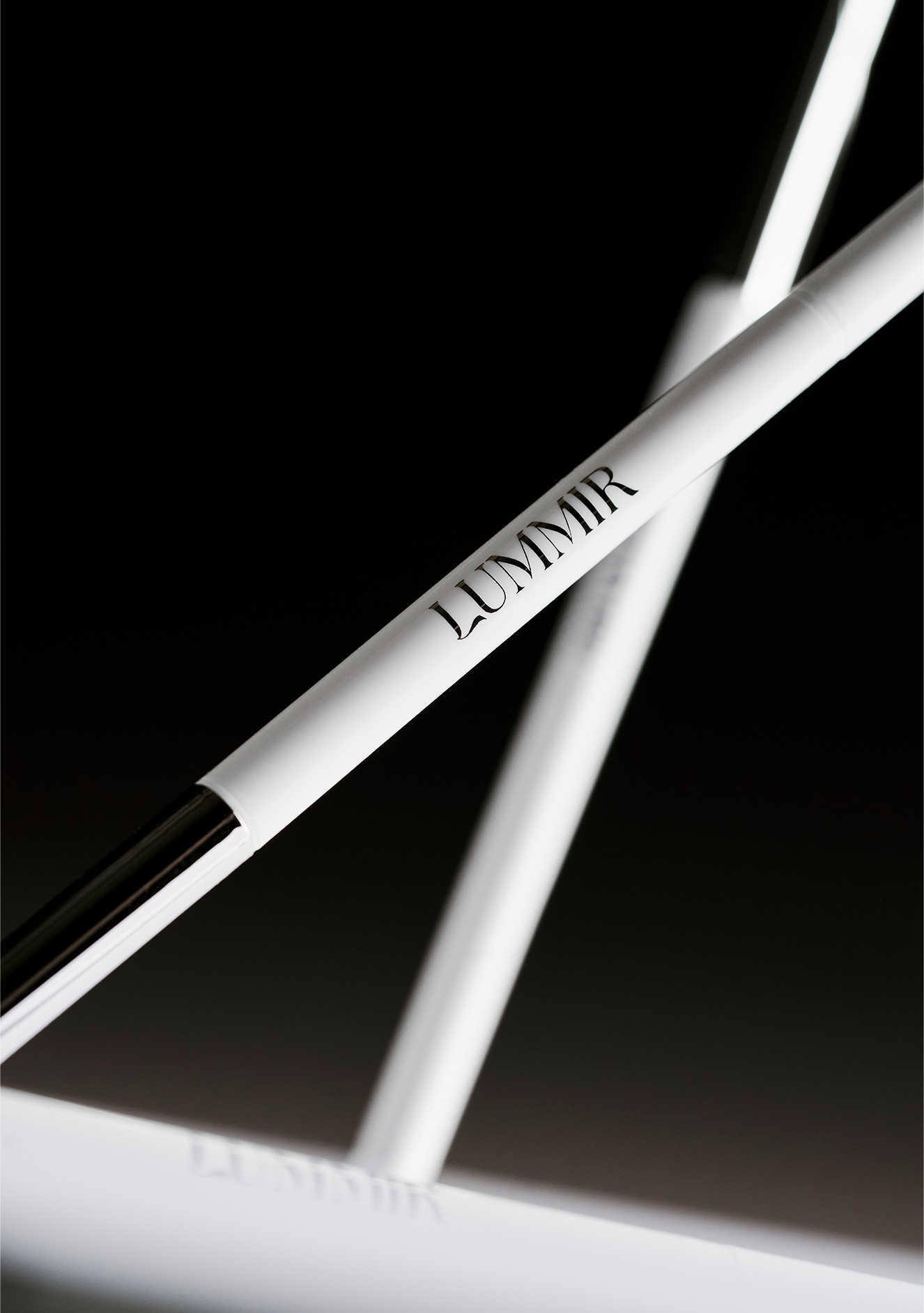 打造毛流眉~韓國 Lummir Fillin Shape Brow Pencil 極纖細精準持久雙頭眉筆 - 4色選擇 打造毛流眉~韓國 Lummir Fillin Shape Brow Pencil 極纖細精準持久雙頭眉筆 - 4色選擇