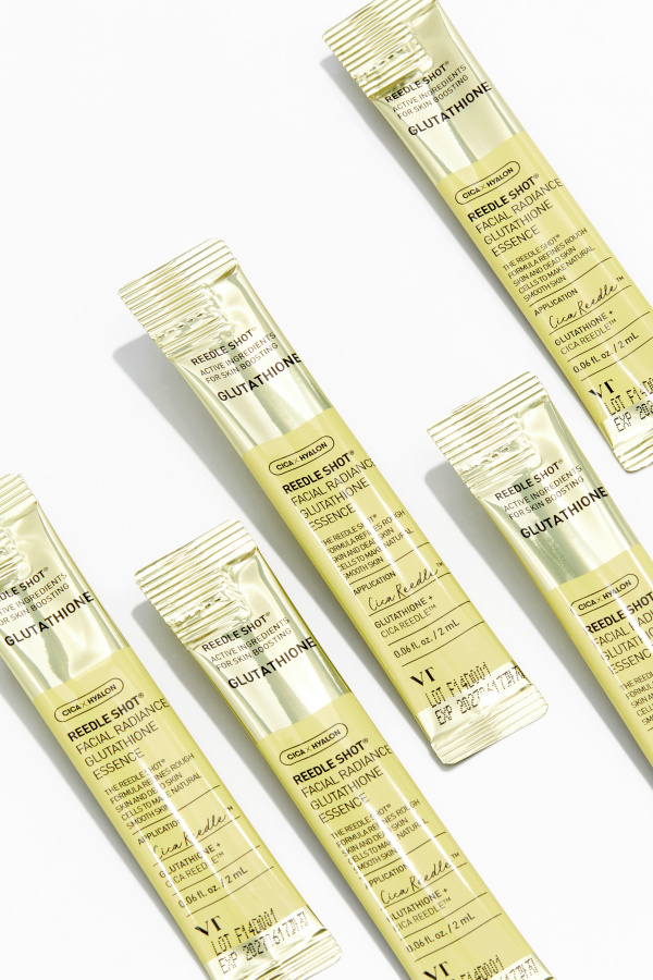 韓國 Daiso x VT Reedle Shot Facial Radiance Glutathione Essence 穀胱甘肽 X 積雪草塗抹式微針精華 - 6包裝 2ml x 6pack