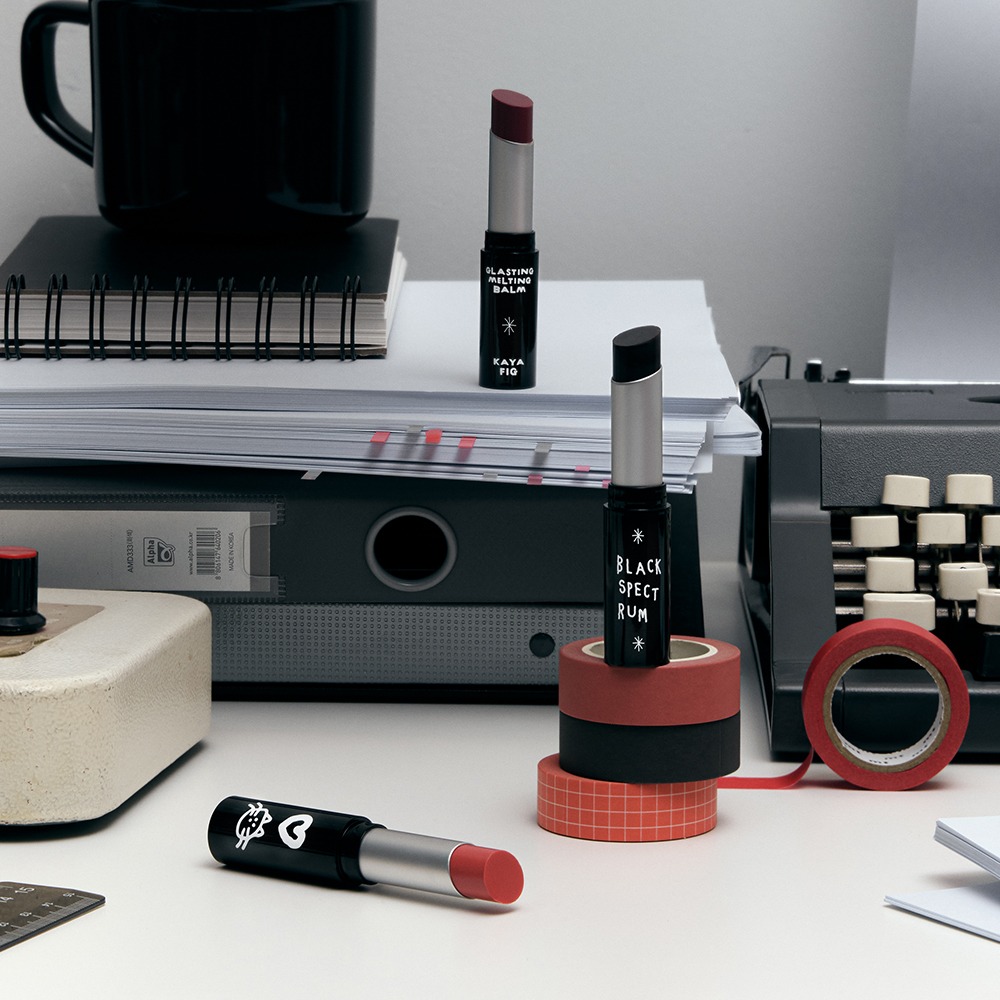 韓國 romand X INAPSQUARE 聯乘 🖤 #Black Spectrum系列 Glasting Melting Balm 🫠果凍玻璃水感純素潤唇膏 – 3色選擇 韓國 romand X INAPSQUARE 聯乘 🖤 #Black Spectrum系列 Glasting Melting Balm 🫠果凍玻璃水感純素潤唇膏 – 3色選擇