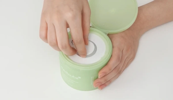 痘痘肌~韓國 medicube Exosome Cica Calming Pad 第4代高效能積雪草舒緩爽膚棉片 - 100片裝