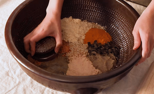 軟糯年糕潔面 去暗沉~韓國 Arencia Fresh Royal Rosehip Cleanser 粉紅盧薈皇家玫瑰果大米年糕卸妝潔面膏 - 120g