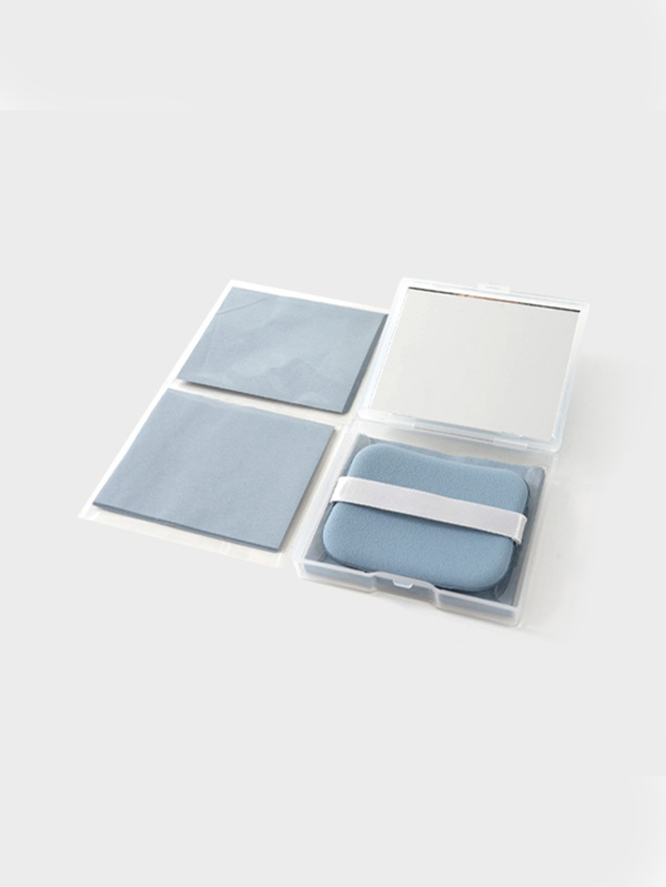 韓國 Daiso Oil Control Paper With Case & Puff 吸油控油紙連收納鏡盒&粉撲 - 150張