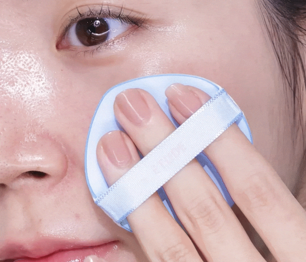 韓國kitts星級化妝室共同研發~etude Cloud Filter Cushion SPF42 PA+++ ☁️ 雲朶濾鏡柔軟亮澤氣墊粉底 - 4色選擇