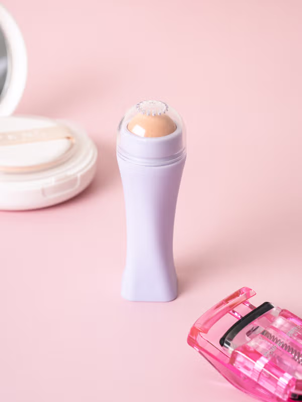 吸面油珠珠～韓國 Daiso Portable Oil Removal Roller 便攜天然火山石吸油珠珠滾輪