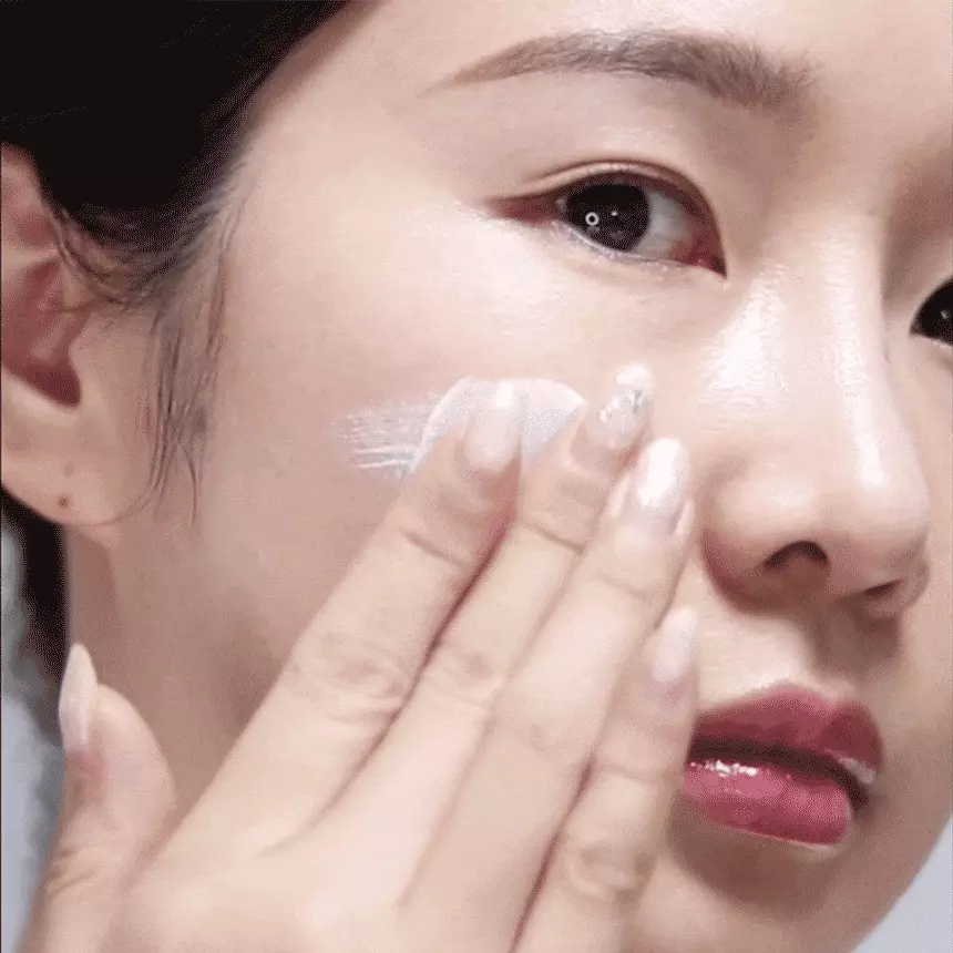 韓國 ilso Bilberry Cool Calming Moisture Sun Cream SPF 50+ PA++++ 超級莓果山桑子舒緩清爽降溫保濕防曬乳