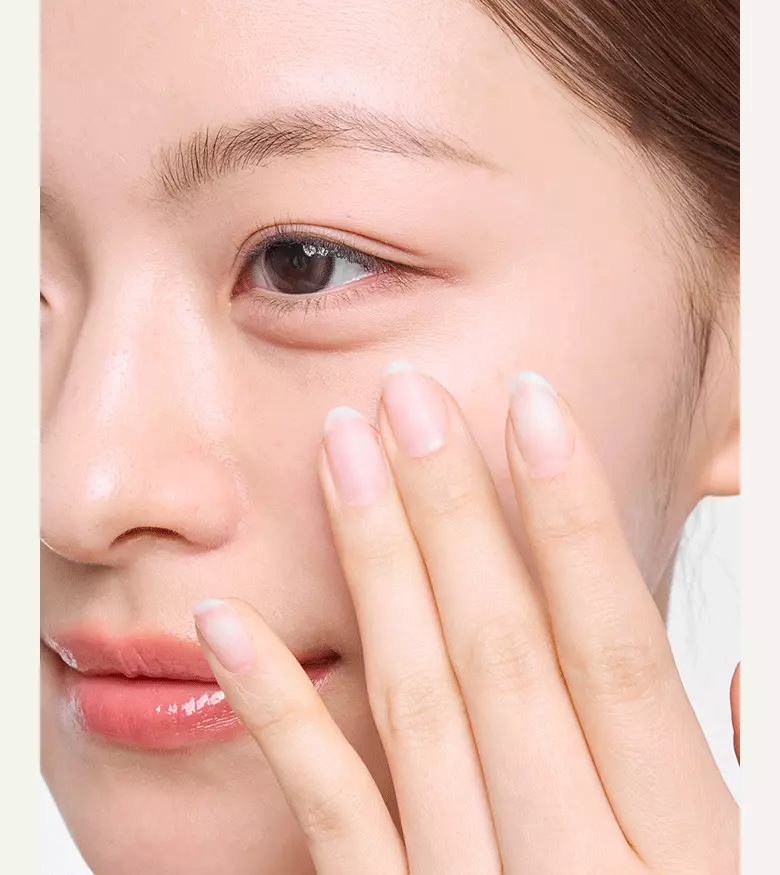 【1+1超值套裝】韓國 innisfree Hyaluron Moist Sunscreen SPF50+ PA++++ 71%高含量透明質酸保濕水潤防曬兩支裝優惠SET
