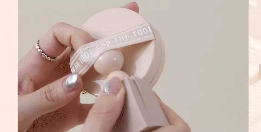 OliveYoung高評滿分氣墊!韓國 The Tool Lab Stamp Skinfit Cushion Glow + Brush 120小時持久自然水光薄透粉底氣墊連印章掃 - 3色選擇