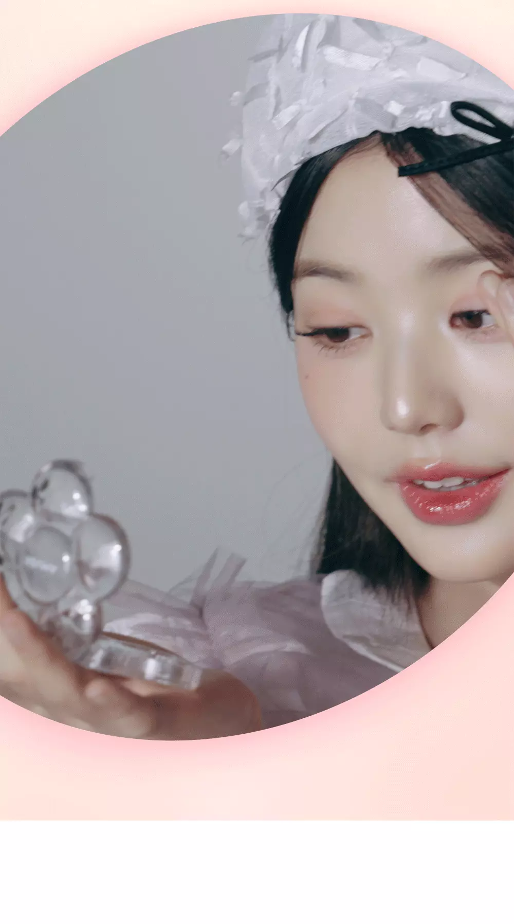 〖眼影．胭脂．高光 all in one〗韓國 AMUSE X 員瑛 Flora Eye Palette 花花眼影盤內附鏡子(#01-04) - 4色調選擇