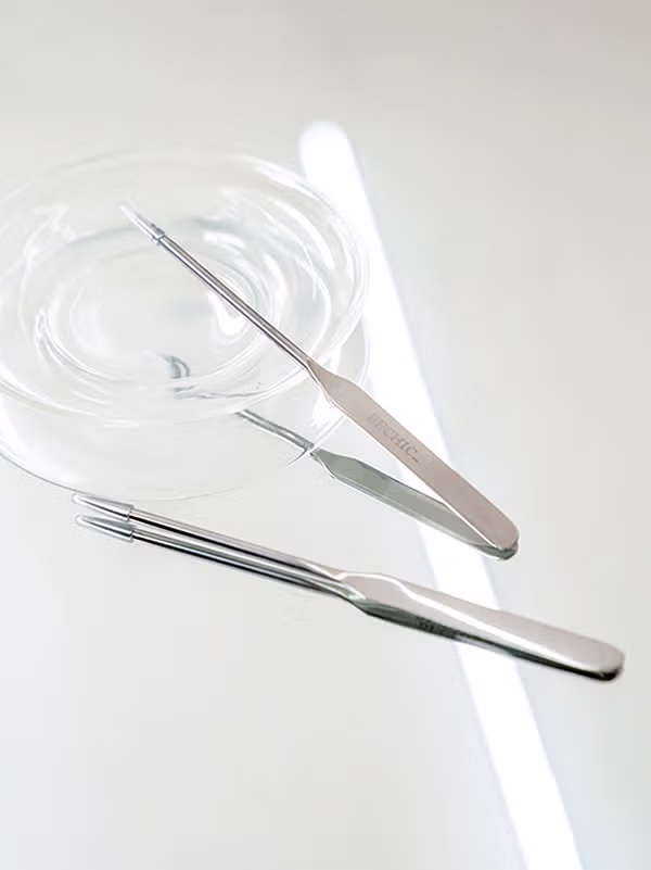 韓國 Daiso Spatula Pocket Set 粉底刮刀連收納套 韓國 Daiso Spatula Pocket Set 粉底刮刀連收納套