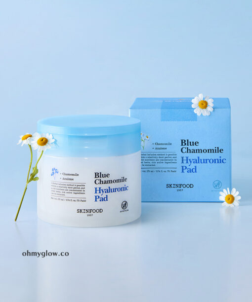 濕敷急救補水～韓國Skinfood Blue Chamomile Hyaluronic Pad 藍洋甘菊透明質酸修屏保濕爽膚棉片 - 70片裝