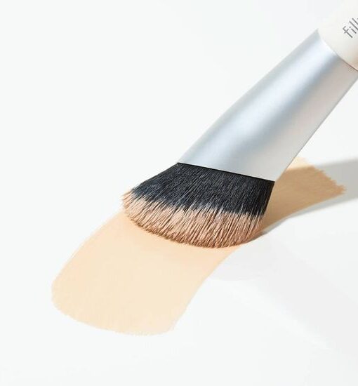 Minsco共同研發 隱沒毛孔底妝～Fillimilli Skin Corrector Brush 829 無瑕斜角粉底掃