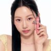 韓國 CLIO X 俞真 Glaze Lip Serum 果汁感水潤豐盈光澤唇精華連2-WAY鑰匙圈配件 - 4色選擇