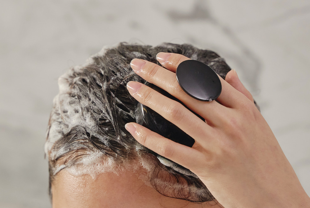 韓國 Plu Therapy Scalp Massage Brush 頭皮去角質矽膠按摩器 韓國 Plu Therapy Scalp Massage Brush 頭皮去角質矽膠按摩器