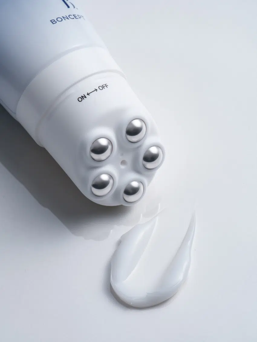 韓國 Daiso X Boncept Retinol Firming Shot Body Serum 純A醇Retinol X 補骨脂酚 一體式刮痧滾輪提拉緊緻身體精華 - 100ml