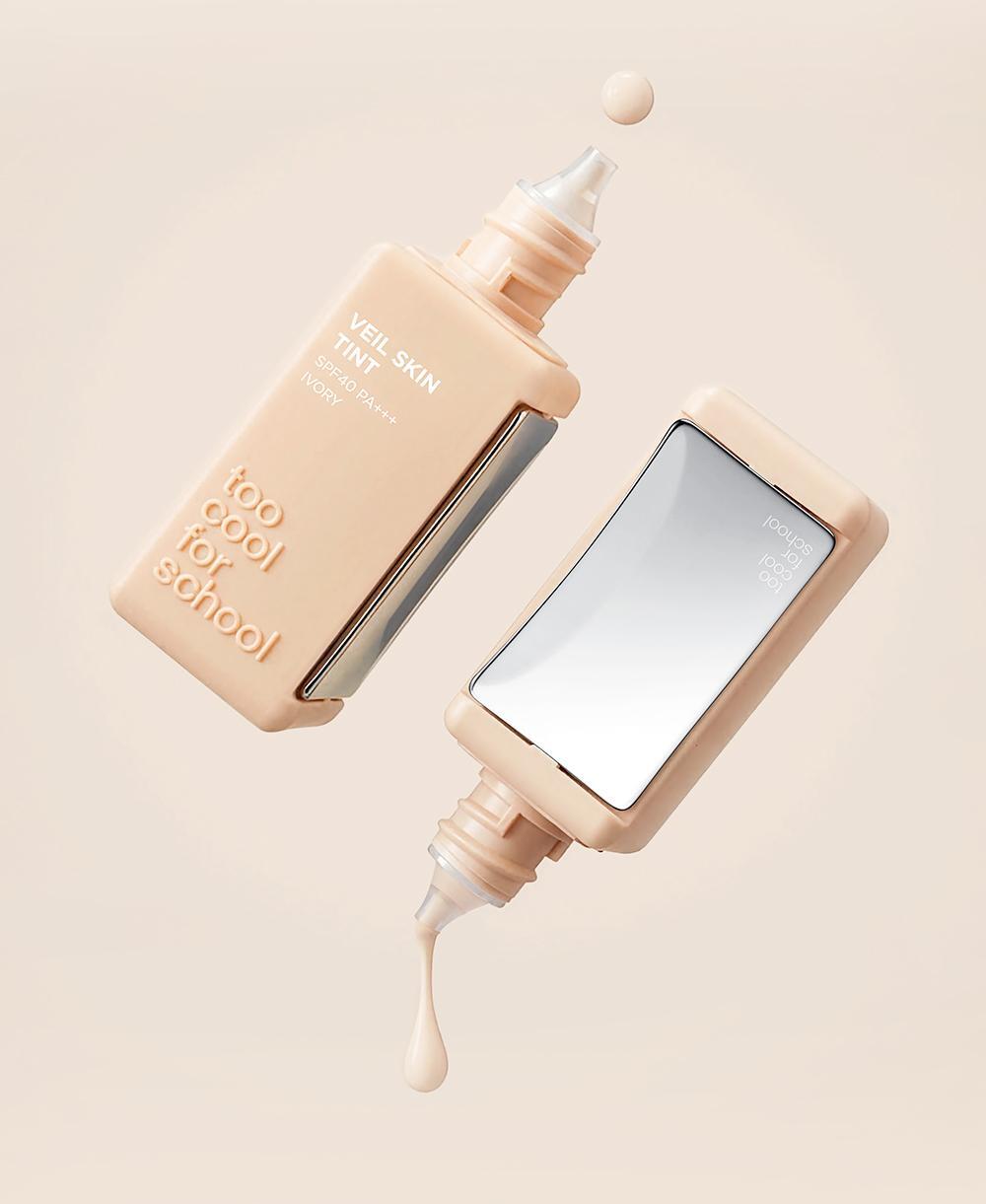 【OY限量SET送粉撲連收納盒】LeoJ美妝達人聯手研發 韓國Too Cool For School Veil Skin Tint 超輕薄空氣感粉底液自帶粉底刮刀 2合1 SPF40 PA+++ - 4色選擇