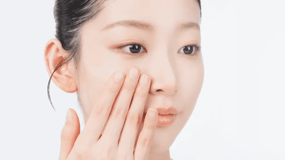 連續3年化解🏆 30秒完妝零粉感～numbuzin No.3 No Filter Tone-Up Sun Serum 防曬精華X提亮X陶瓷肌素顏霜 SPF50+ PA++++ (柔焦霧面/光澤) - 2款選擇