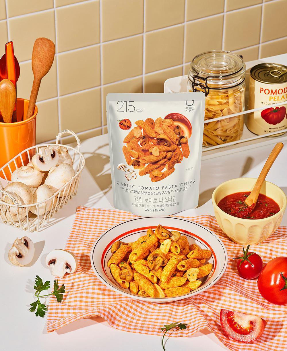 〖OY熱賣零食〗韓國Delight Project Pasta Chips 低熱量香脆意粉薯片(🍅Garlic Tomato香蒜番茄 / 🍄Mushroom Cream蘑菇忌廉/ 🧄 Aglio e Olio蒜香橄欖油 ) - 3種口味選擇