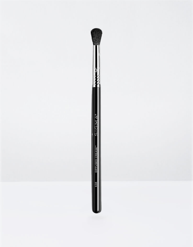 Sigma Beauty E38 Diffused Crease™ Brush