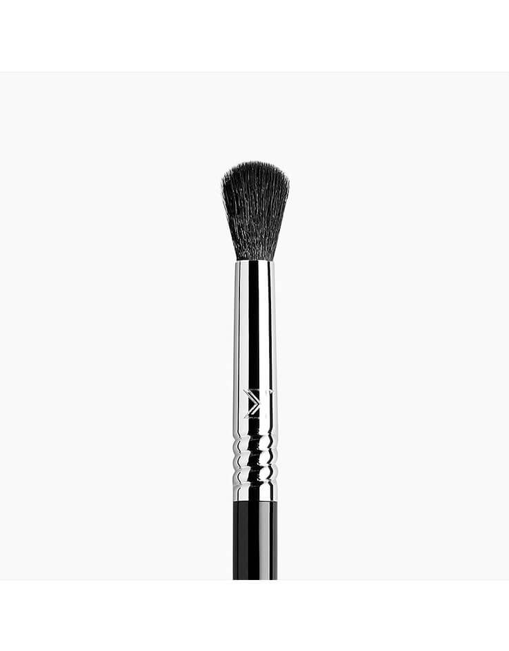 Sigma Beauty E38 Diffused Crease™ Brush