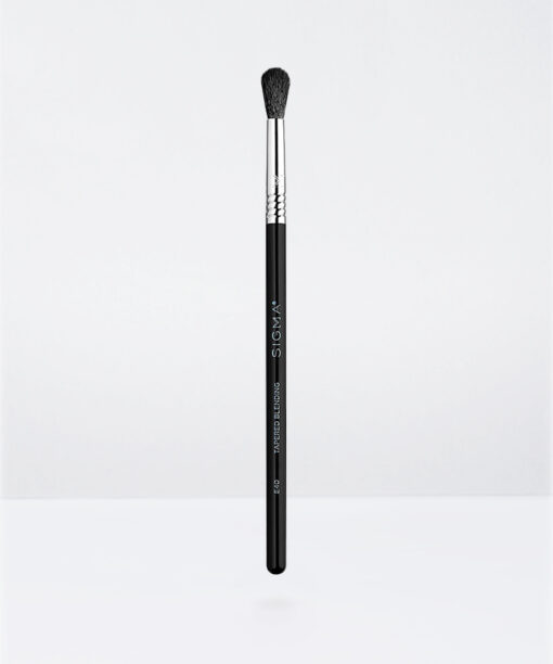 Sigma Beauty E40 Tapered Blending Brush - Black/Chrome