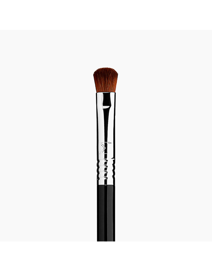 Sigma Beauty E54 Medium Sweeper™ Brush